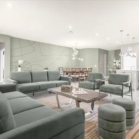 8 Bedrooms- 6 Bathrooms- Windsor Cay 16275Sk